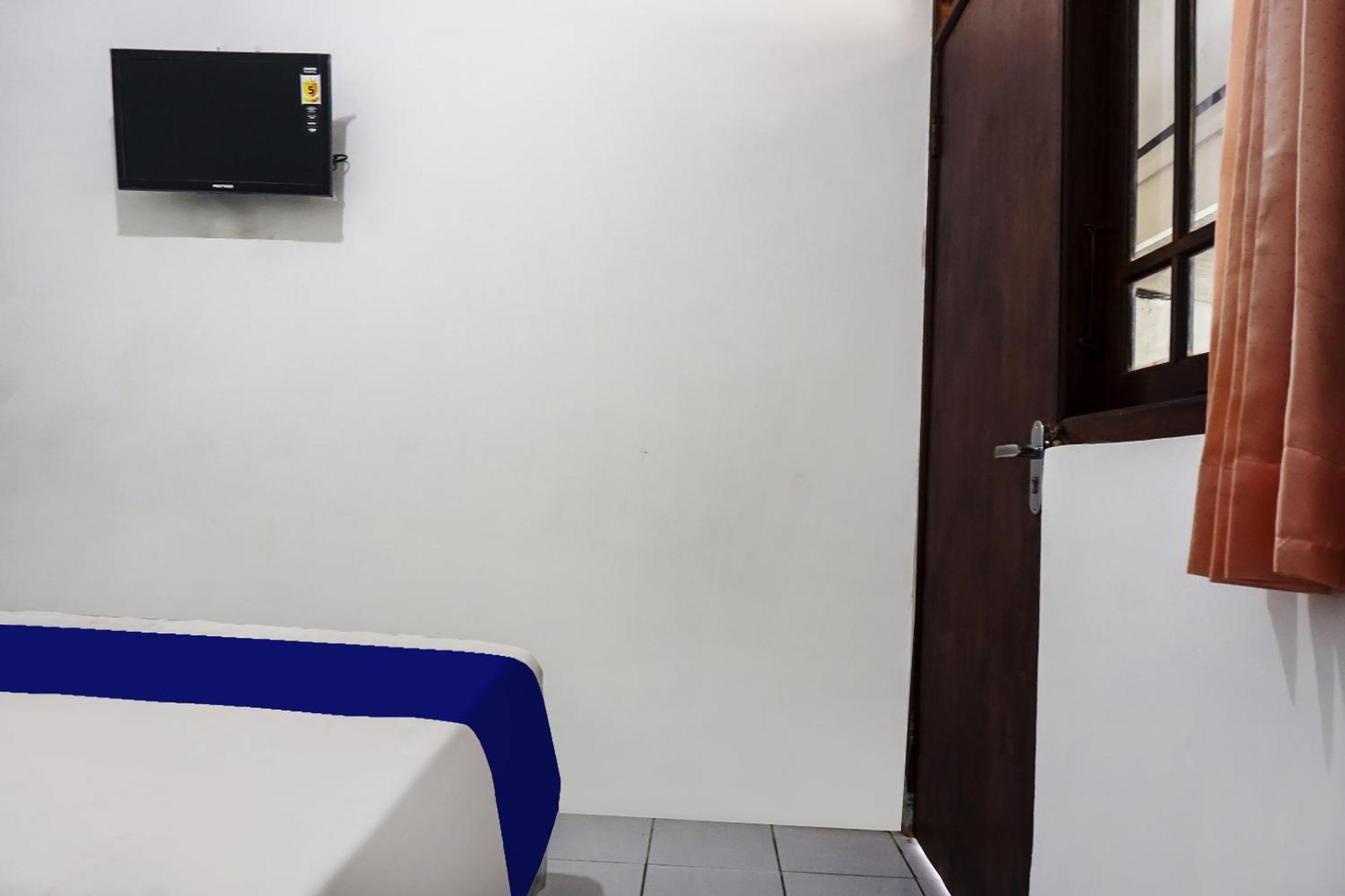 Oyo 90928 Wisma Asri Putra Syariah Bogor Ngoại thất bức ảnh