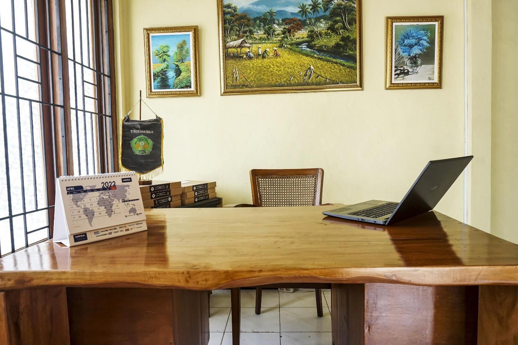Oyo 90928 Wisma Asri Putra Syariah Bogor Ngoại thất bức ảnh
